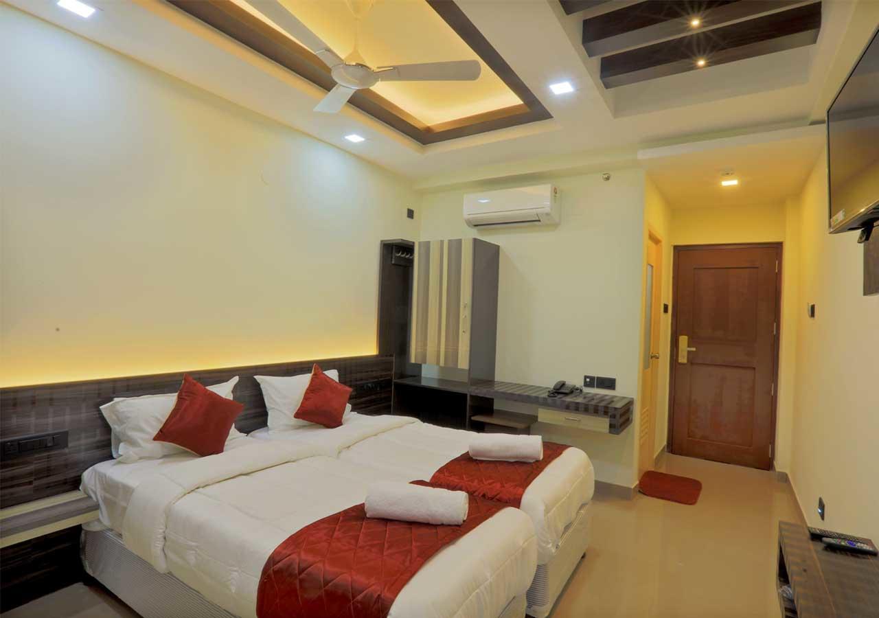 Hotel Kenz Residency Kochi Exterior foto